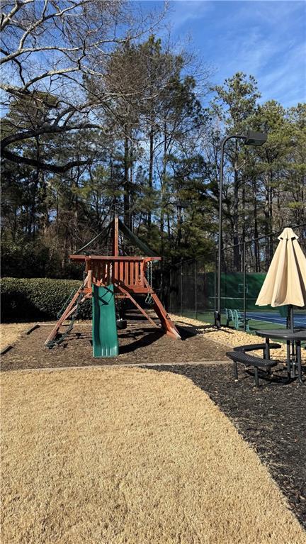 Building Photo - 11395 Brookhollow Trail