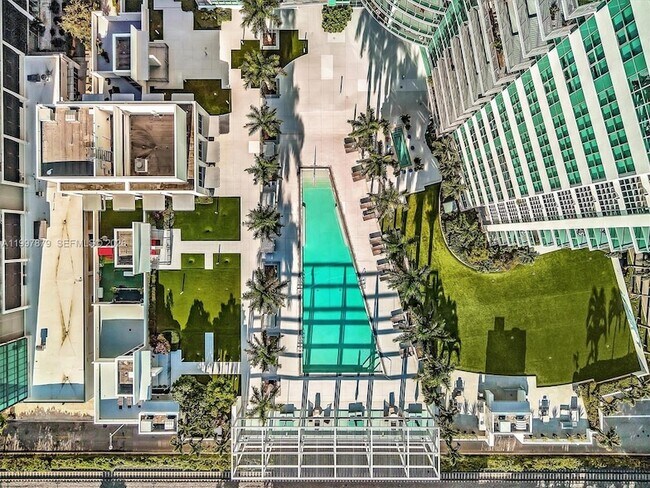 Building Photo - 3301 NE 1st Ave