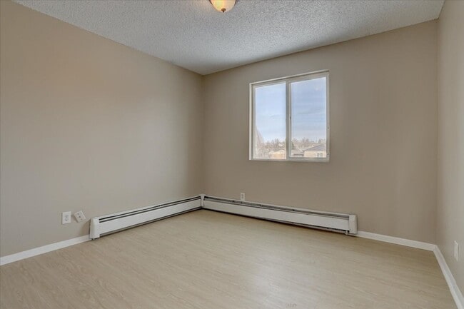 Building Photo - 4500 W Bingham Pl