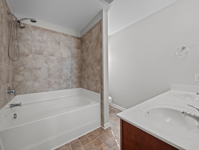 Building Photo - Welcome to Clymer Court!