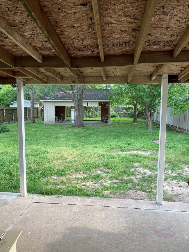 Building Photo - 8012 Folkstone Ln