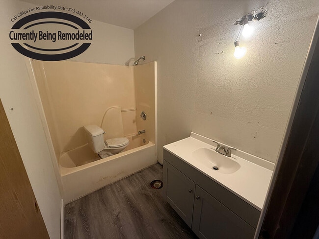 Building Photo - 1701 Hanover Blvd