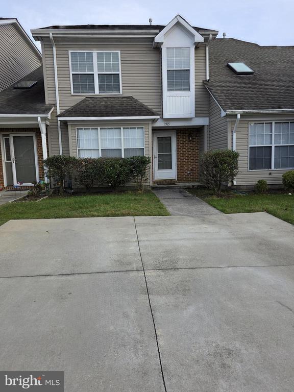 Primary Photo - 1965 Abbotsbury Way