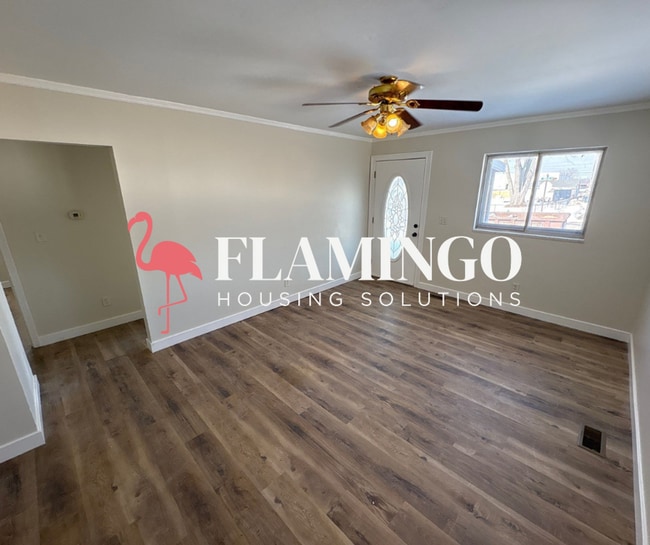 Building Photo - 1301 Beverly Ave