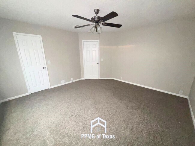 Building Photo - 18310 Atasca Wds Trce