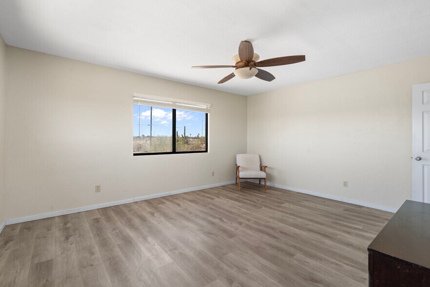 Building Photo - 56641 N Cope Rd