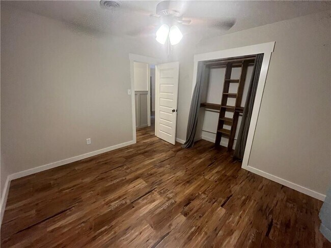 Building Photo - 30770 Cemetery Rd