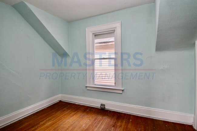 Building Photo - 2563 Foraker Ave