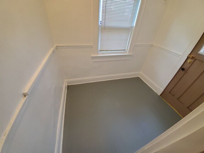 Building Photo - 519 Homewood Ave