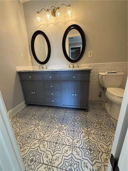 Building Photo - 1180 Downyshire Dr