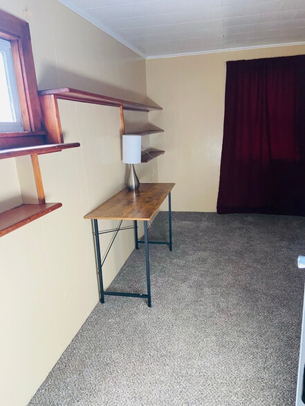 Building Photo - 915 Suncook Valley Rd