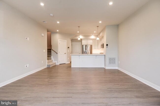 Building Photo - 1743 Dunnington Pl