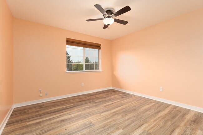 Building Photo - 8529 199th St Ct E