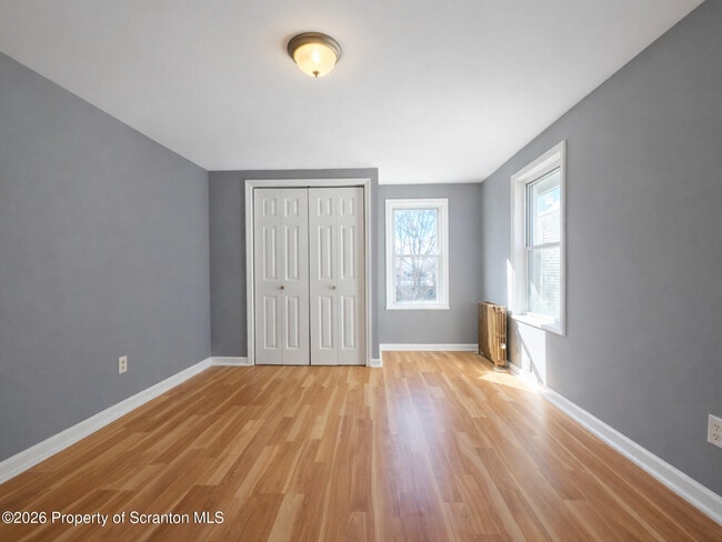 Building Photo - 2717 N Main Ave