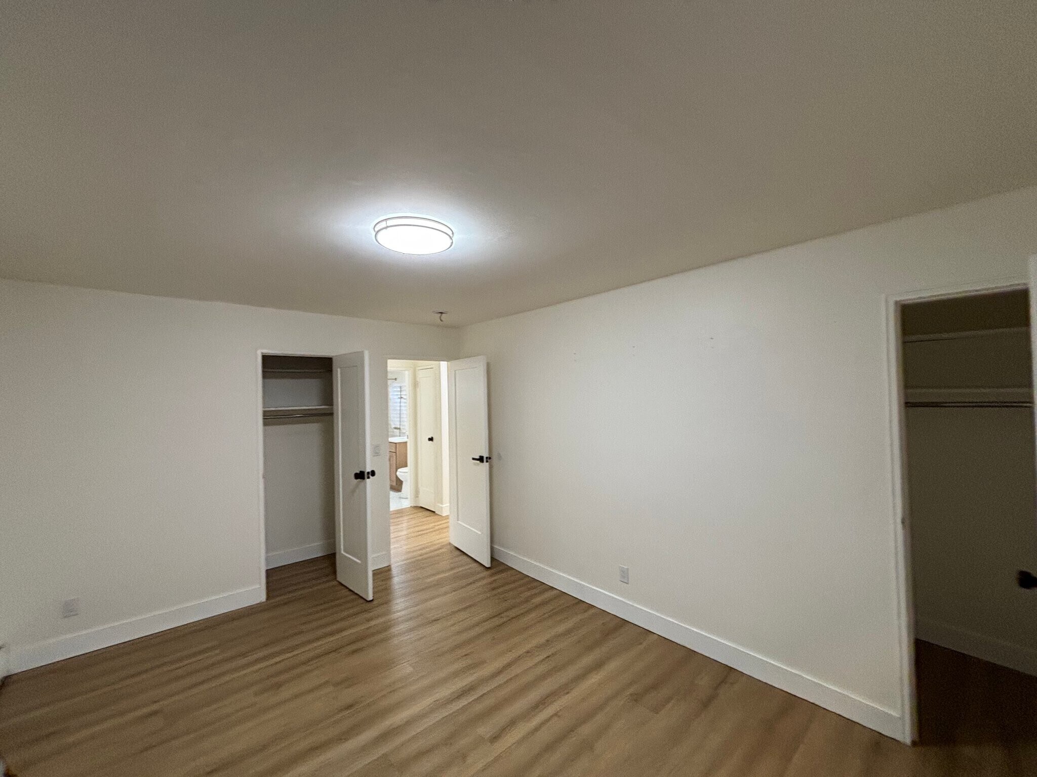 Building Photo - 140 71st St