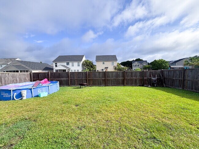 Building Photo - 1393 Wild Goose Trail