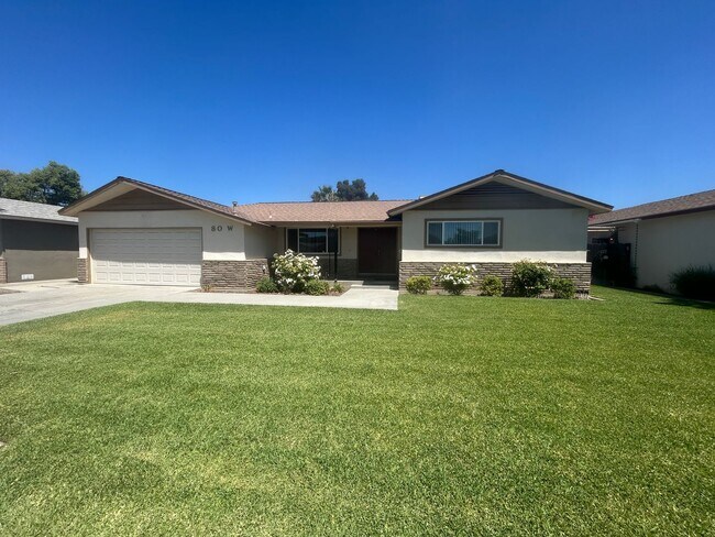 Primary Photo - Stay cool in Lemoore in this spacious home...