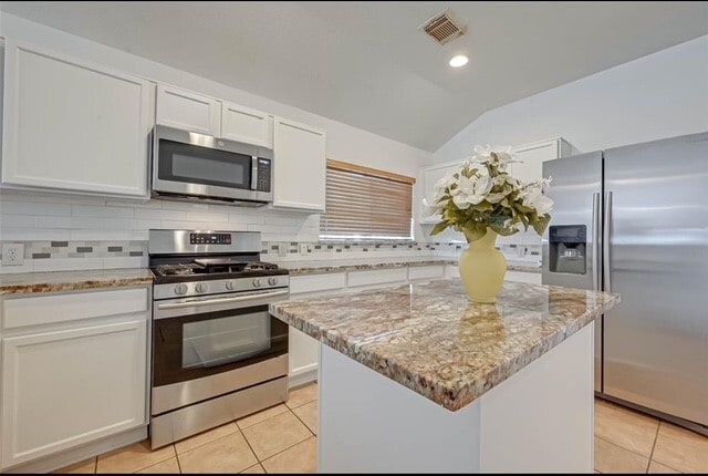 Building Photo - 21415 Somerset Park Ln