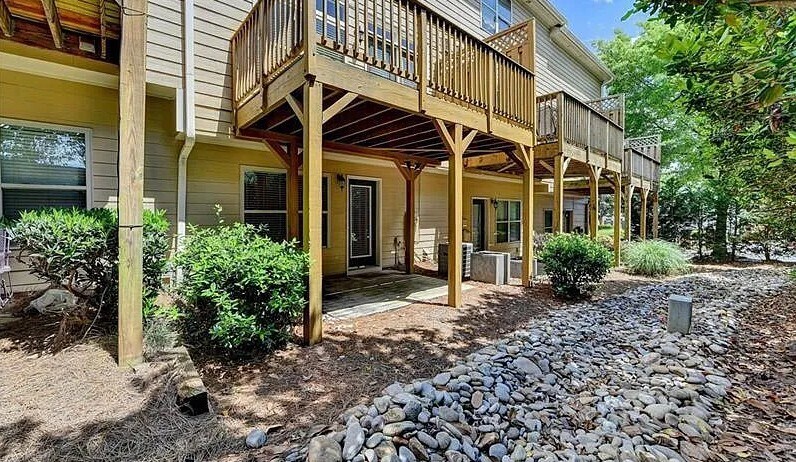 Building Photo - 10898 Gallier St