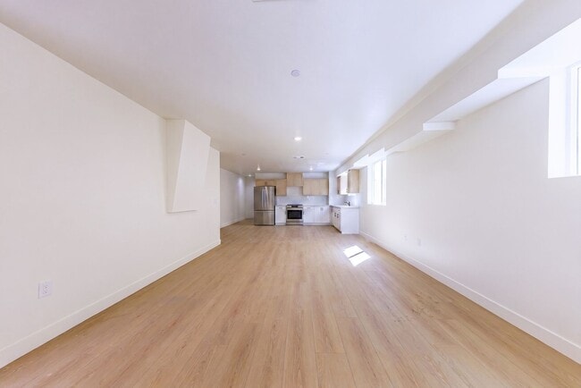 Building Photo - 1640 Murchison St