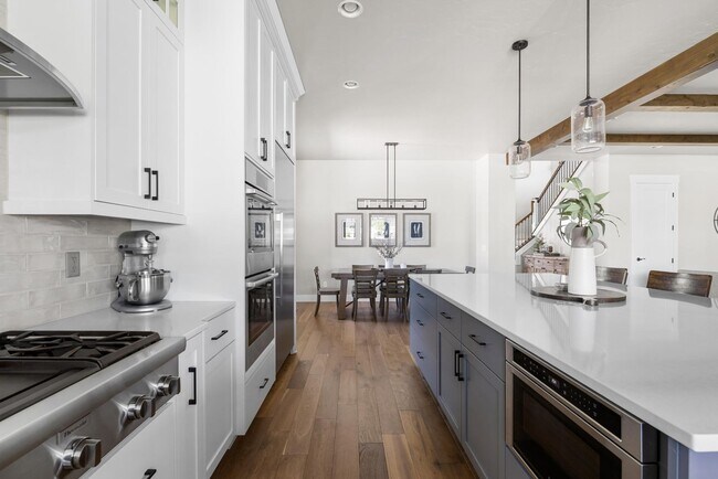 Building Photo - Furnished Luxury Rental in Dry Creek Ranch