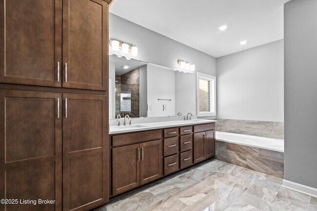 Building Photo - 5919 Ruby Fls Dr