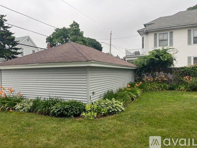 Building Photo - 80 Pawtuxet Ave