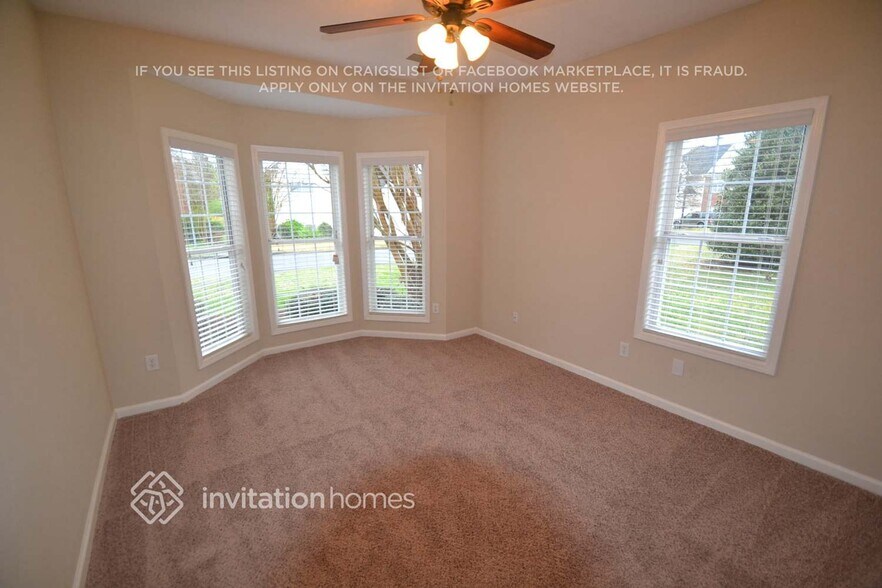 Building Photo - 2014 Santenay Dr S W