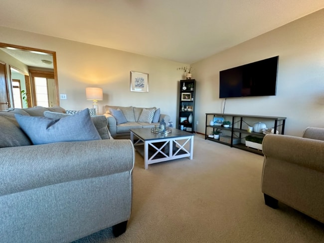 Building Photo - 9815 Biscayne Dr