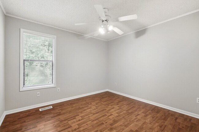 Building Photo - 2939 Gray Feather Dr