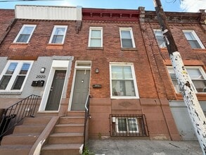 Building Photo - 2018 S Croskey St