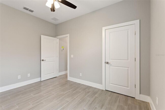 Building Photo - 186 Sweet Pea Ct