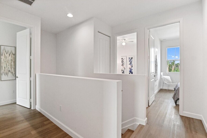 Building Photo - 6365 Tenor Dr