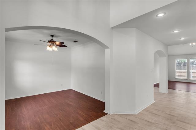 Building Photo - 6902 Amesbury Ln