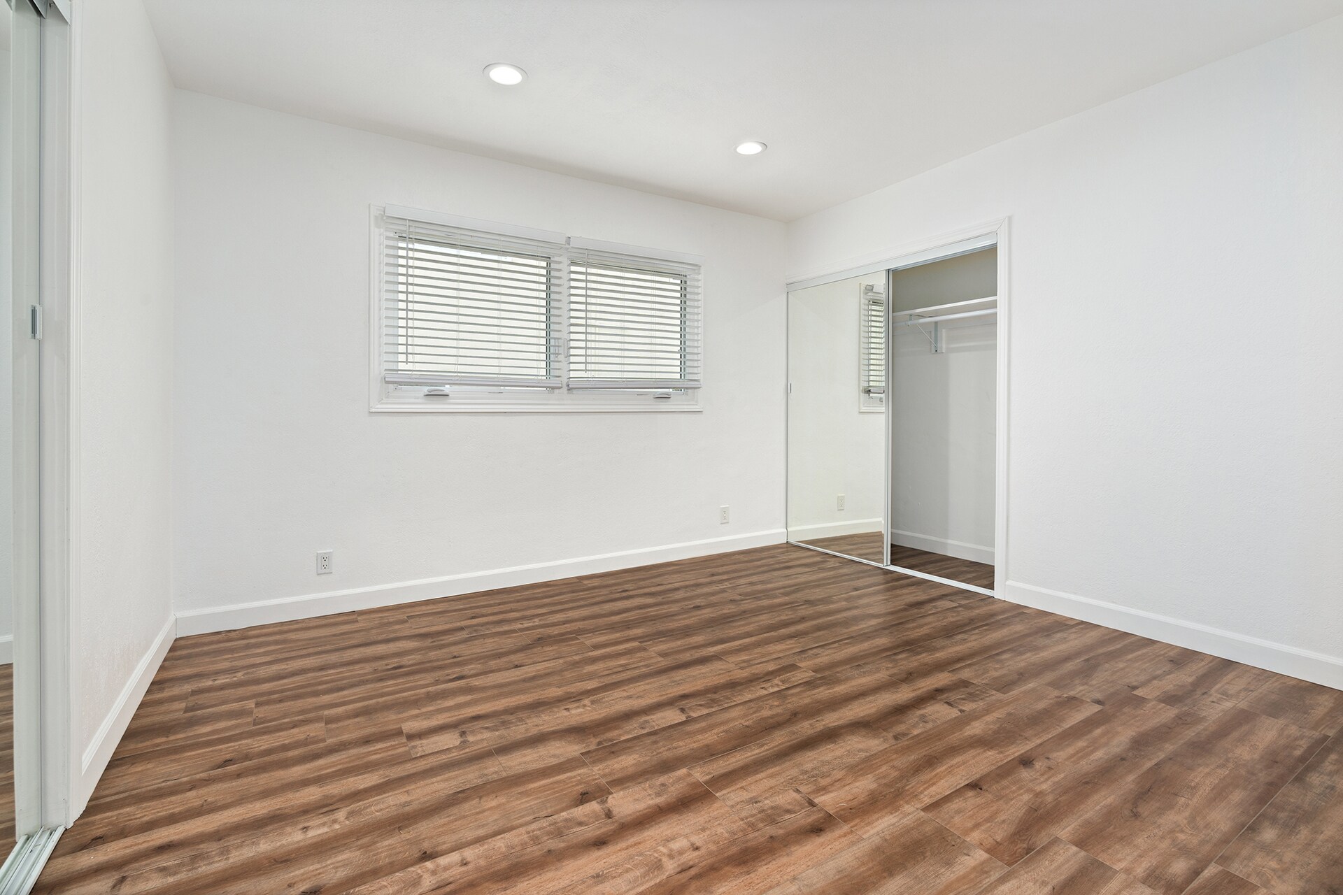 Building Photo - 653 Milford St
