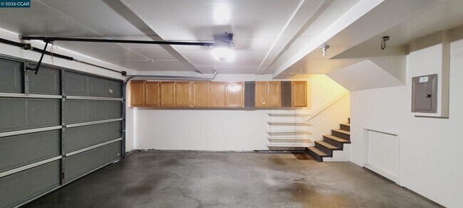 Building Photo - 1102 Brooks Range Landing