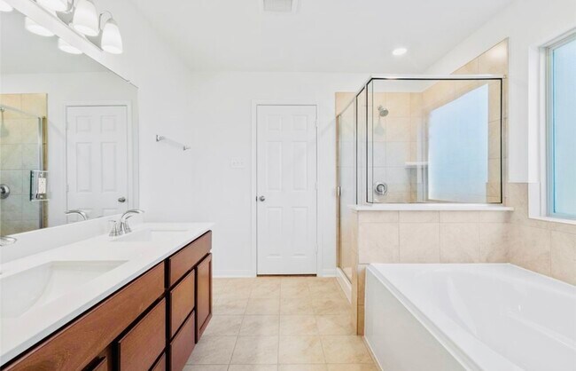 Building Photo - 8123 Leisure Pt Dr