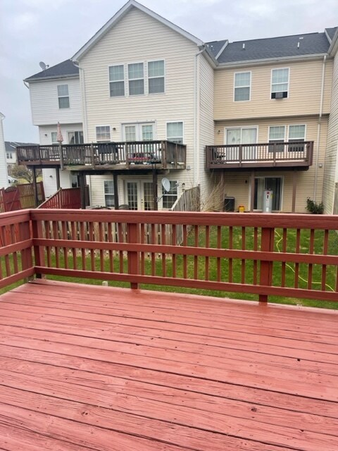 Building Photo - 59 Brentwood St