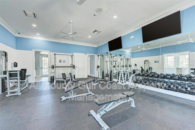 Building Photo - 13013 Steinhatchee Loop