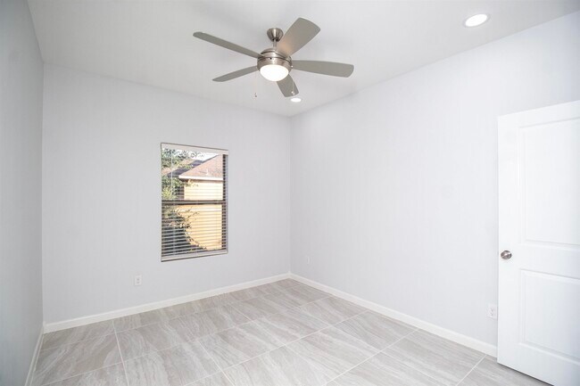 Building Photo - 4101 Blue Quail Rd