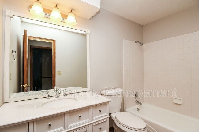 Building Photo - 1020 NW 63rd St