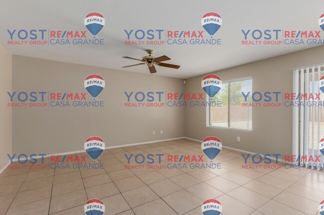 Building Photo - Beautiful and Spacious 4 bedroom- $500 off...