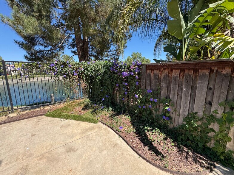 Building Photo - 1678 Gazebo Ln