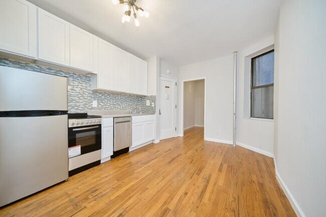 Building Photo - 1 bedroom in NEW YORK NY 10018