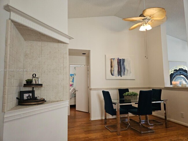 Building Photo - 900 Savannah Falls Dr