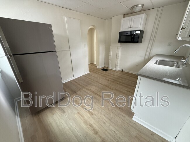 Building Photo - 1295-1297-1297 Lockbourne Rd