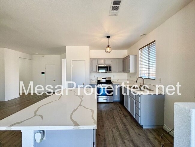 Building Photo - 13034 Lehigh Ct