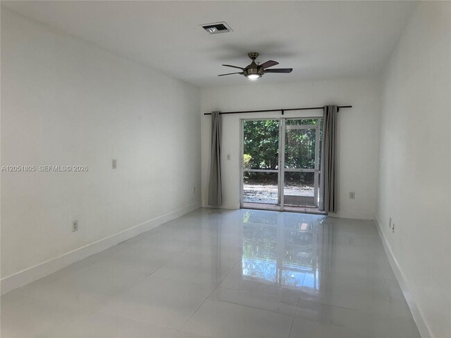 Building Photo - 5670 NW 116th Ave
