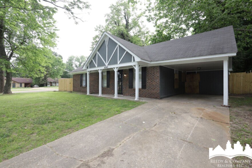 Building Photo - 4340 Old Allen Rd