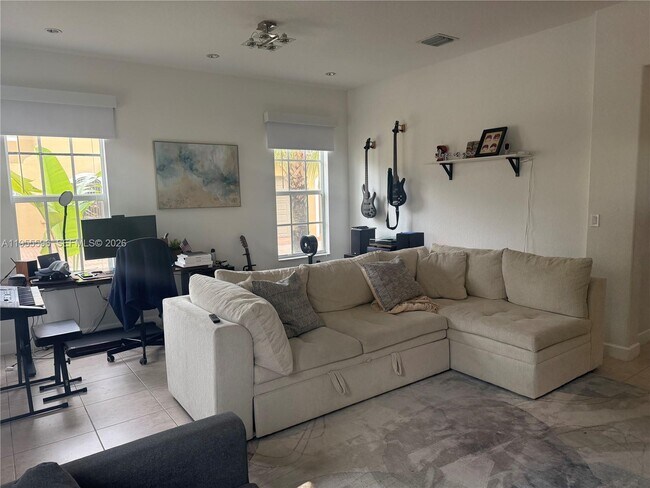 Building Photo - 14602 SW 11th St